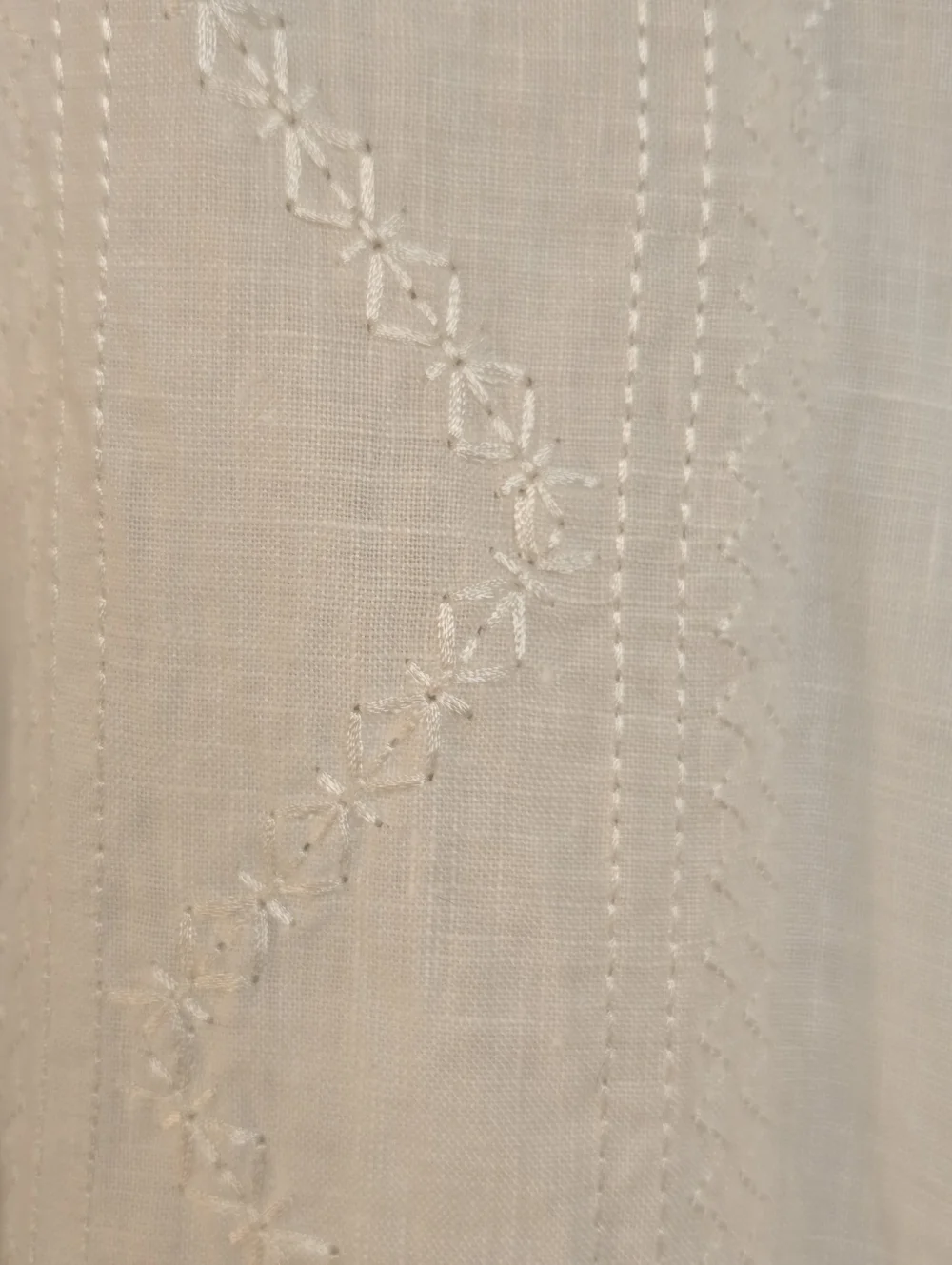 Kim Rogers White Sleeveless Embroidered Linen Button-Up Blouse Sz L - Picture 2 of 11